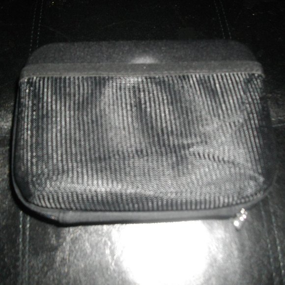 Phonak Hearing Aid Travel Case - Picture 2 of 4